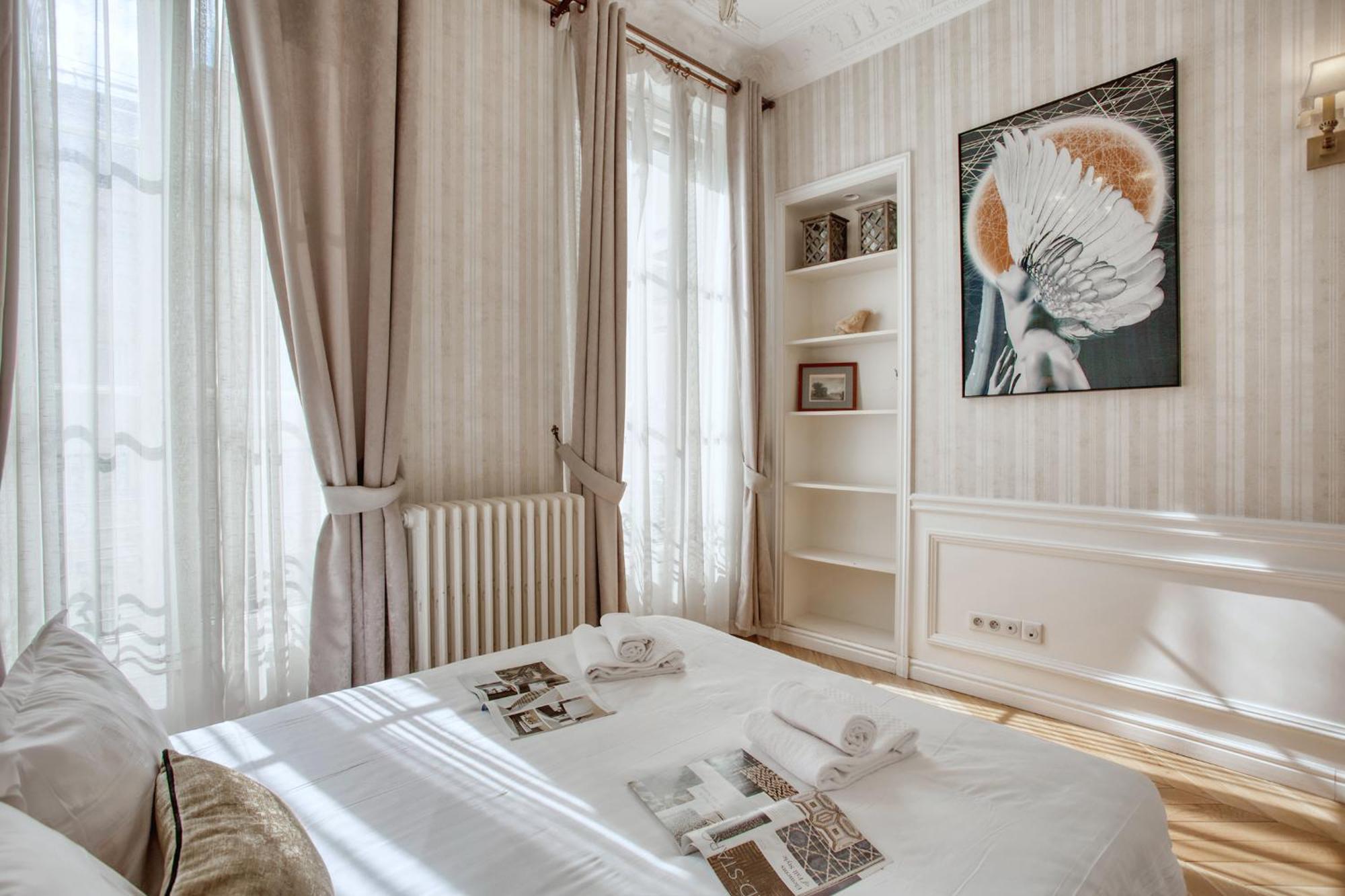 Luxueux 200M2 5Ch Champs Elysees A 1Min Perle Rare Paris Exterior photo